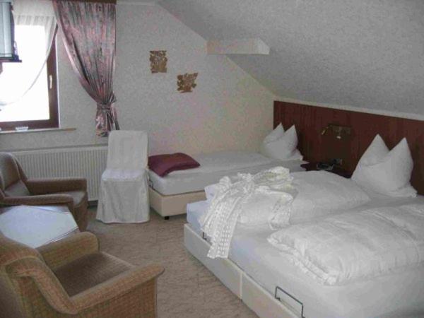 Cafe Pension Sonnenkanzel Штатсбад-Брюккенау Экстерьер фото